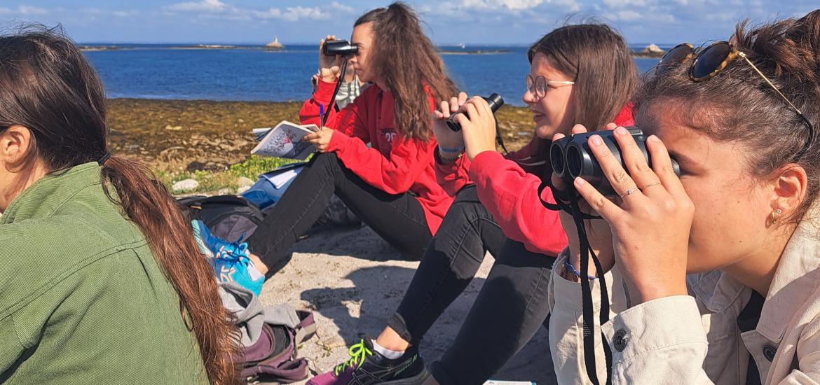 Sortie terrain pour les étudiants du Master Tourisme aux Glénans avec Bretagne Vivante