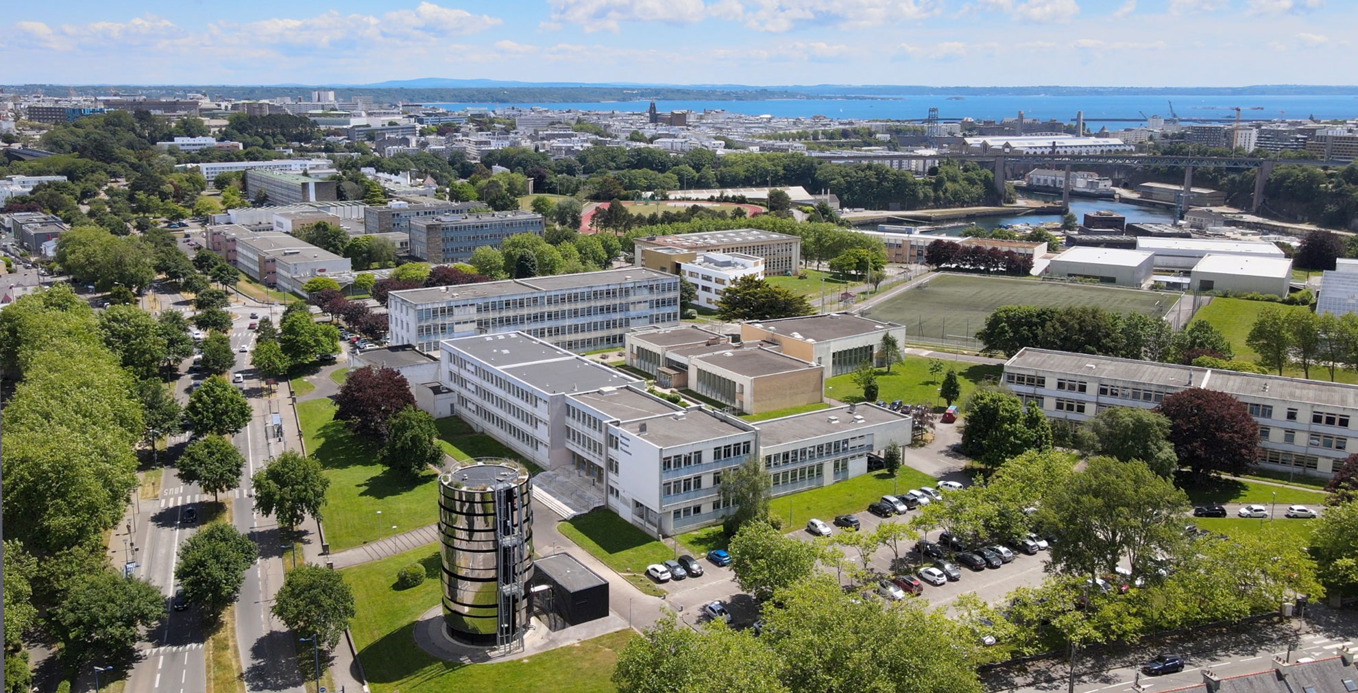 2-vue-aerienne-campus-bouguen-2.jpg