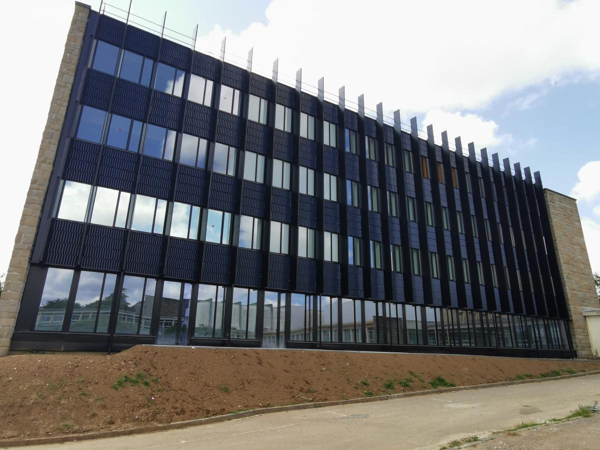 Le bâtiment G de la faculté des Sciences et Techniques après rénovation