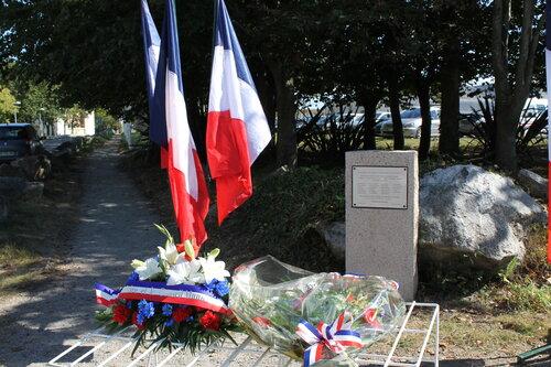 Stele devant l'IUT